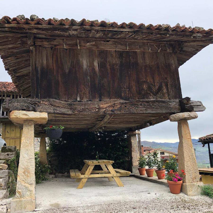 Los Balcones De Nieda Onís Buitenkant foto